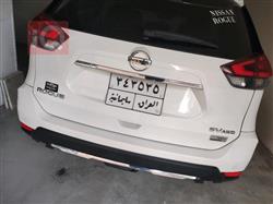نيسان روج